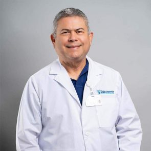 Victor Guerra Headshot